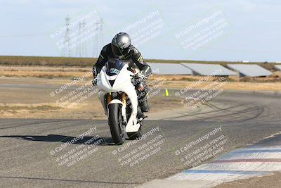 media/Nov-03-2024-TrackDaz (Sun) [[44580f4982]]/B Group/1220pm (Wheelie Bump)/